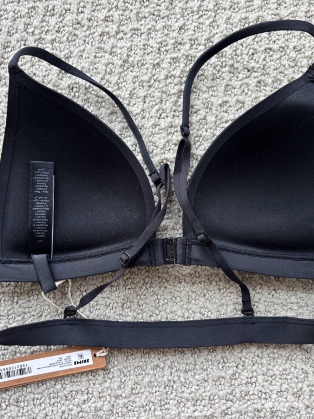 Skims triangle front close super push up bra 34A black NWT - Picture 5 of 5